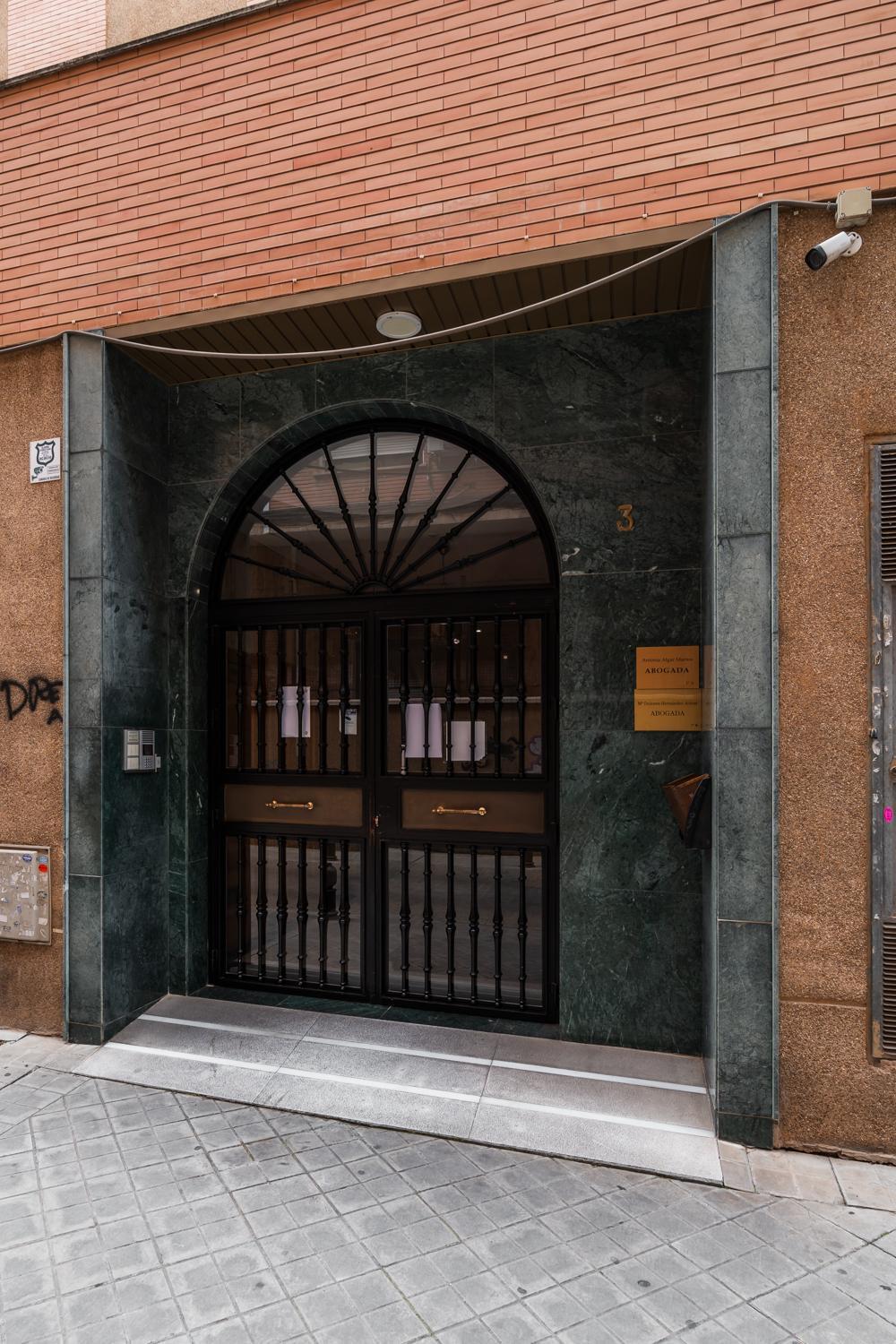 Apartamento Tuguest Station With Parking Granada Exterior foto