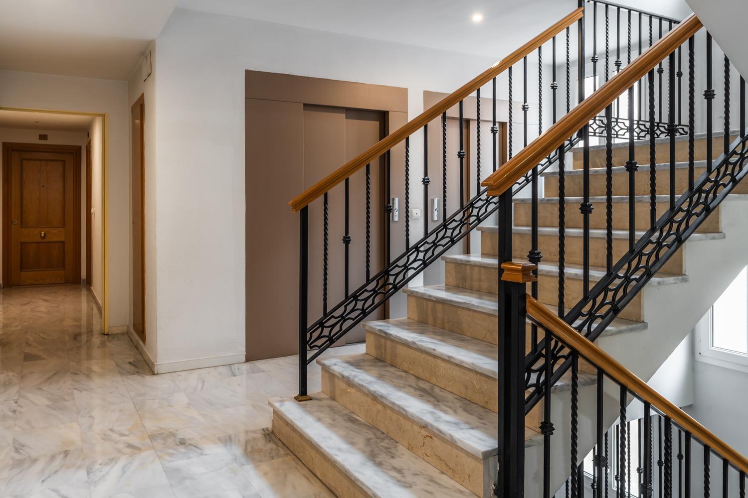 Apartamento Tuguest Station With Parking Granada Exterior foto